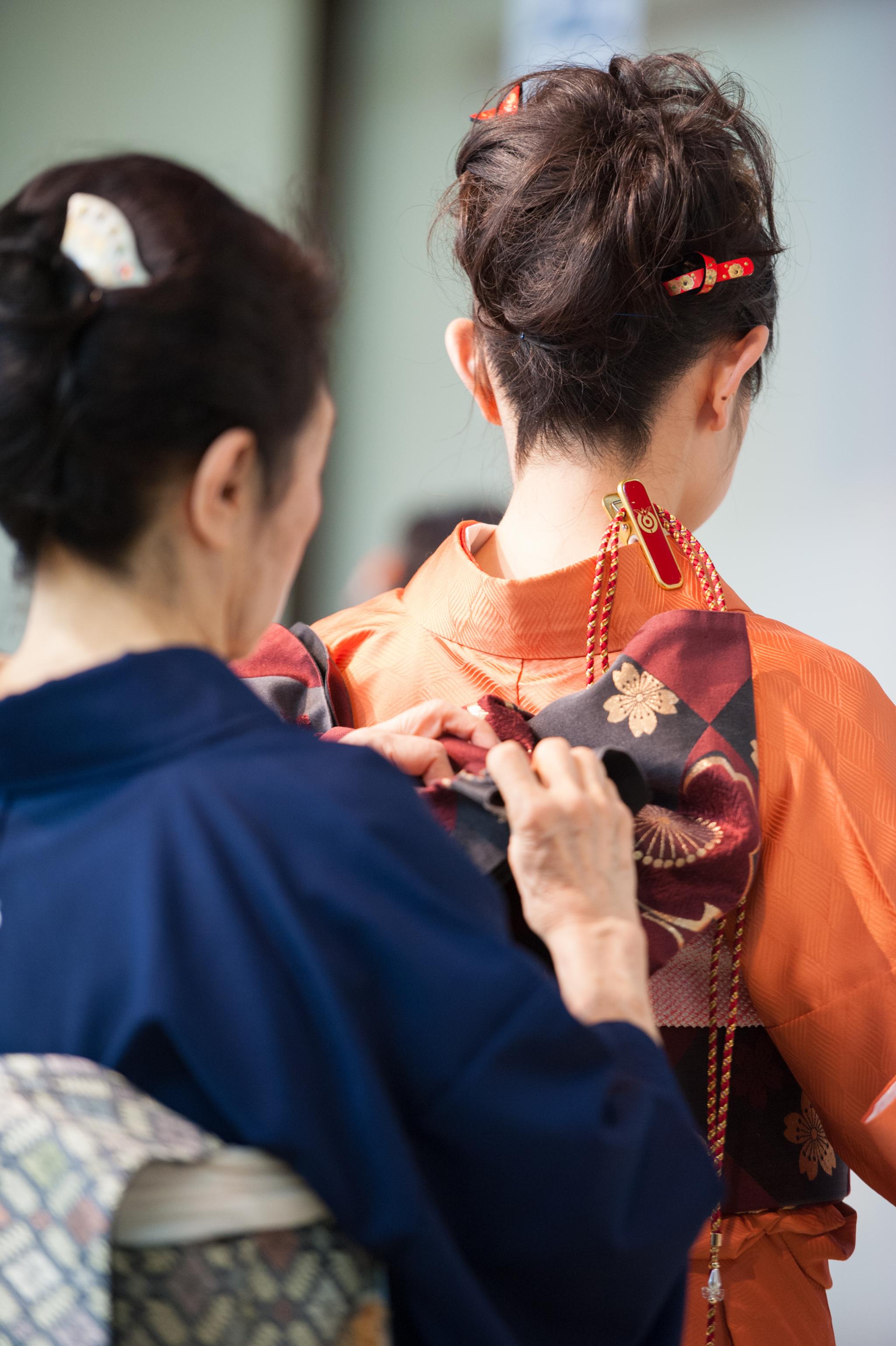 Kimono wearing session
