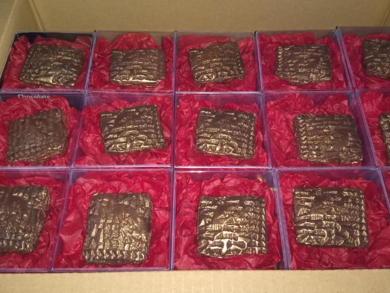 Chocolate tablet