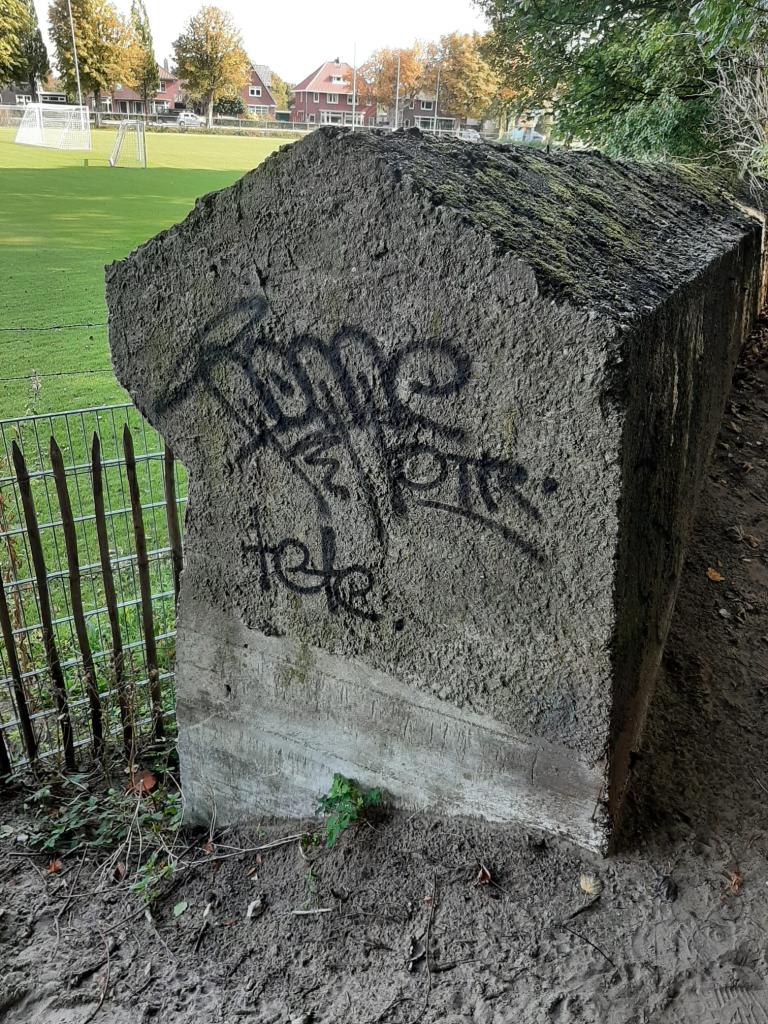 graffiti on tank wall